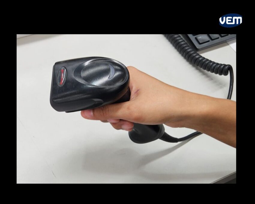 traceability in manufacturing hand scanner